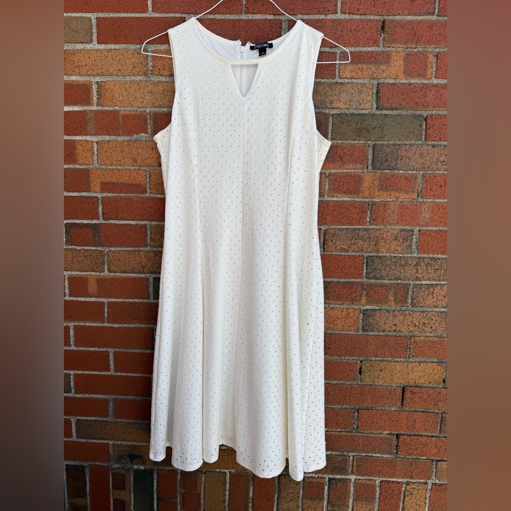 IOZ & AL White Eyelet Midi Dress Size 10 Sleeveless Fit Flare